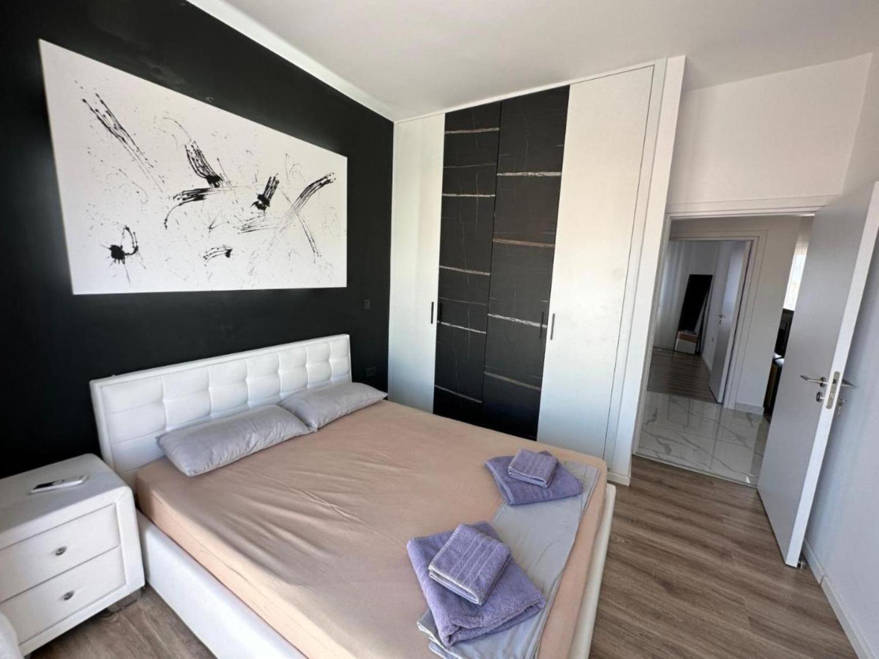H&o Boulevard Breeze Apartment! Apartament Pafos