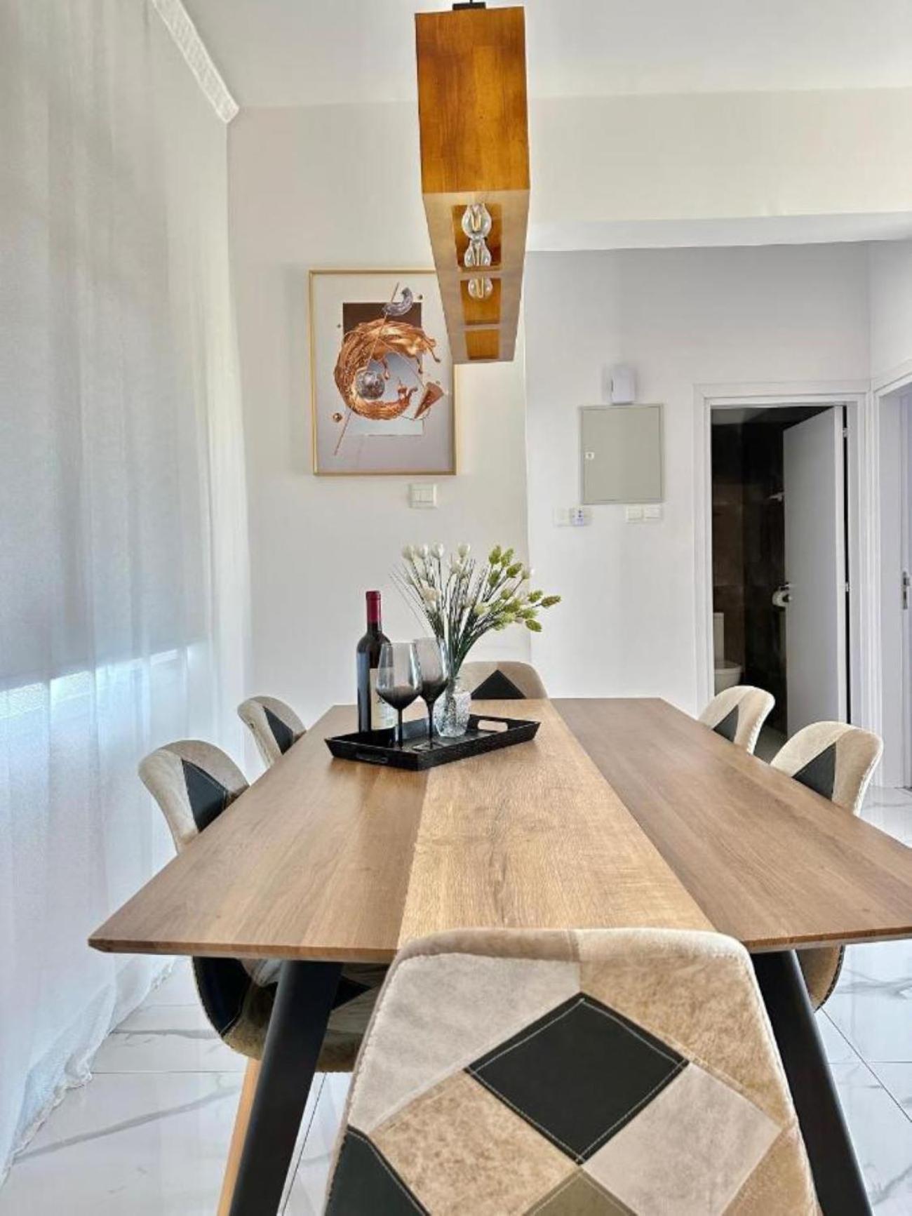 H&o Boulevard Breeze Apartment! * Pafos